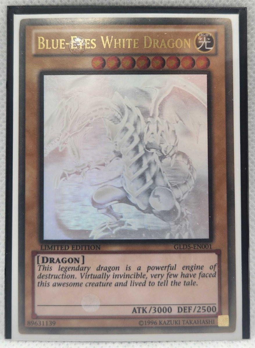 Blue-Eyes White Dragon GLD5-EN001 Gold/Ghost Rare Gold Series 5 GLD5 – God Grade